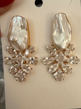 Aria earrings